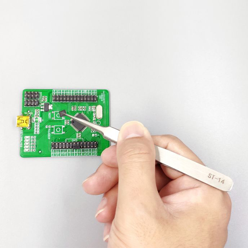 Pinzeta z nerezové oceli